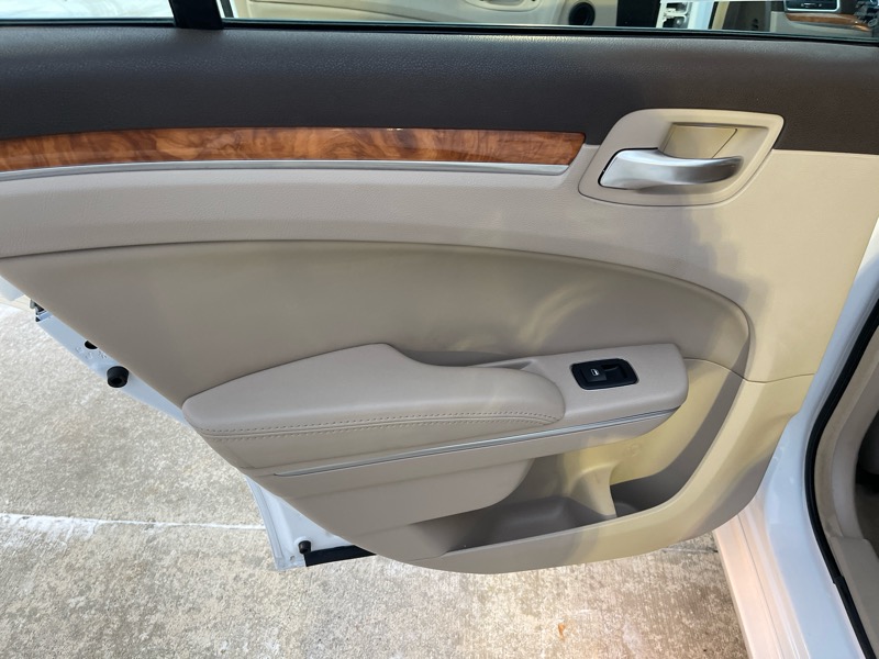 Chrysler 300 C RWD 2013