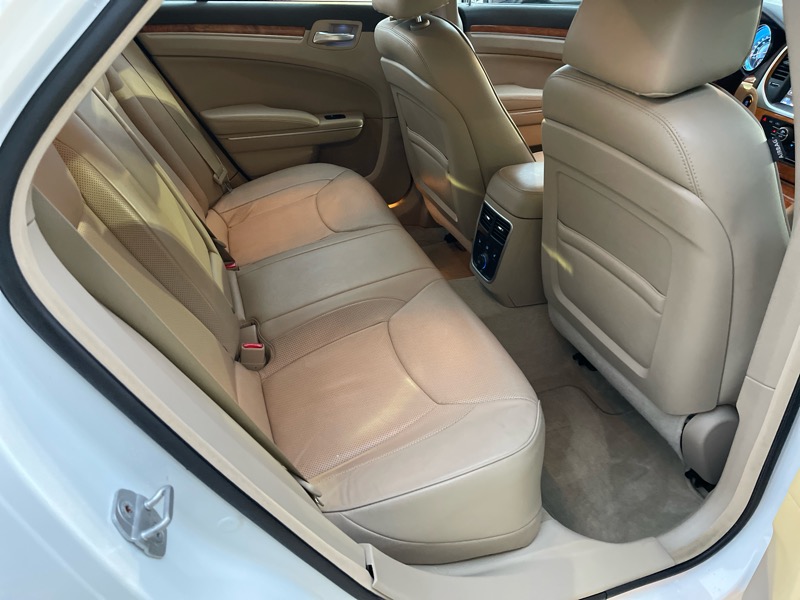 Chrysler 300 C RWD 2013