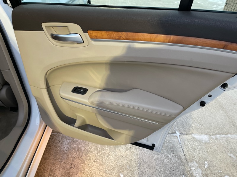 Chrysler 300 C RWD 2013