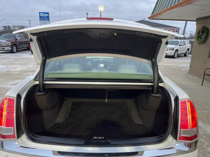 Chrysler 300 C RWD 2013