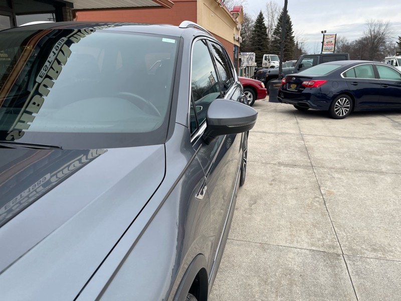 Volkswagen Tiguan  2021