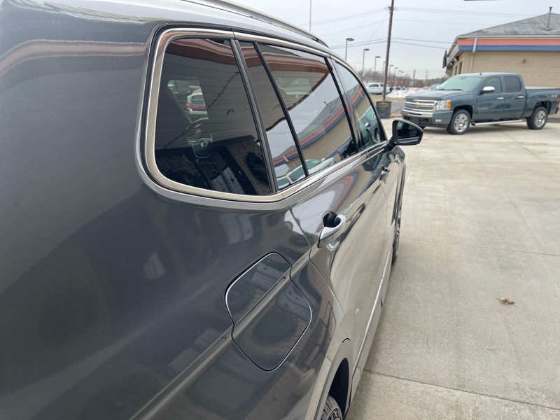 Volkswagen Tiguan  2021