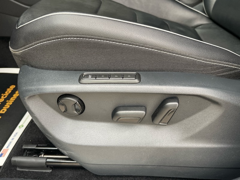 Volkswagen Tiguan  2021