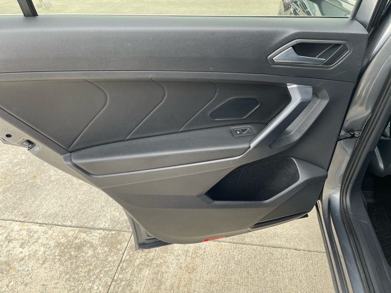 Volkswagen Tiguan  2021