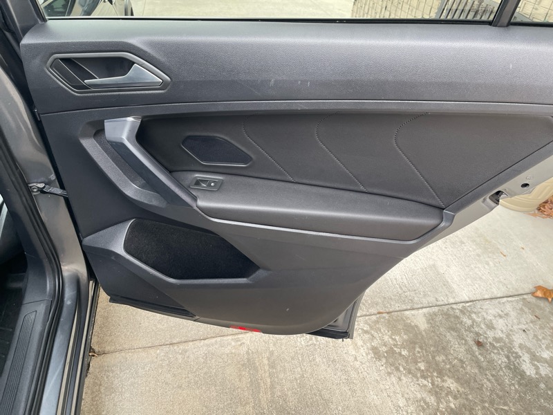 Volkswagen Tiguan  2021