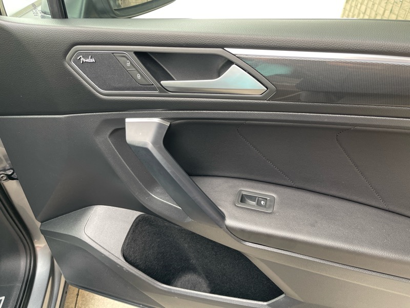 Volkswagen Tiguan  2021