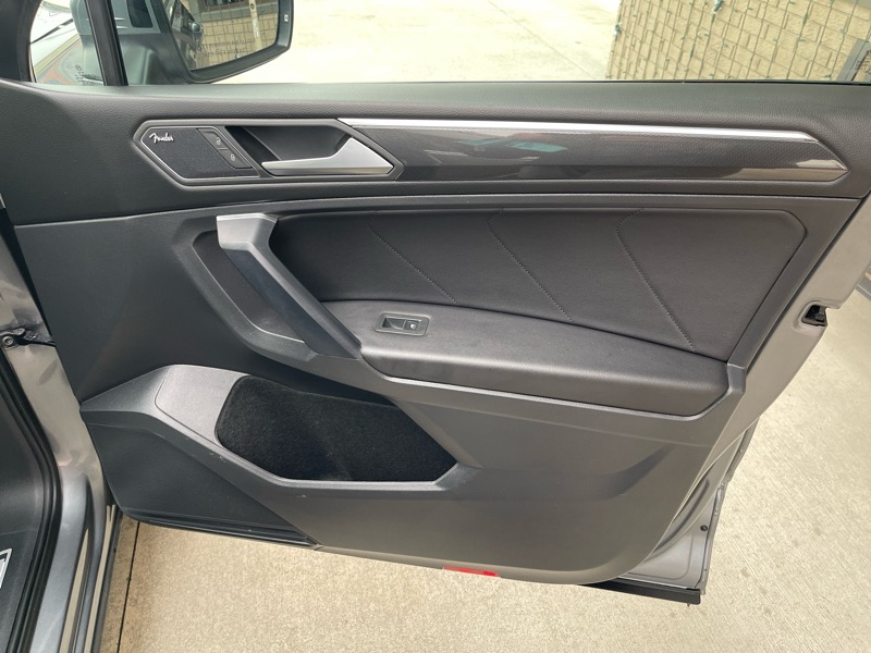 Volkswagen Tiguan  2021