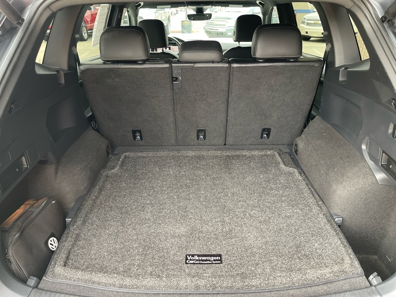 Volkswagen Tiguan  2021