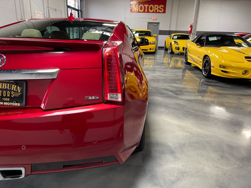 Cadillac CTS Performance Coupe AWD 2011