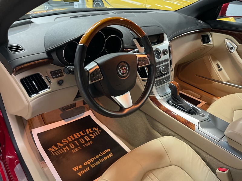 Cadillac CTS Performance Coupe AWD 2011