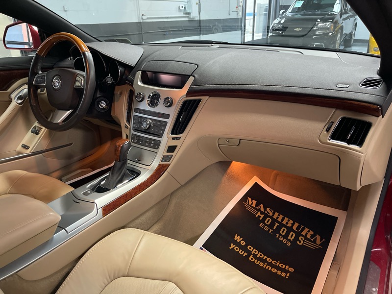 Cadillac CTS Performance Coupe AWD 2011