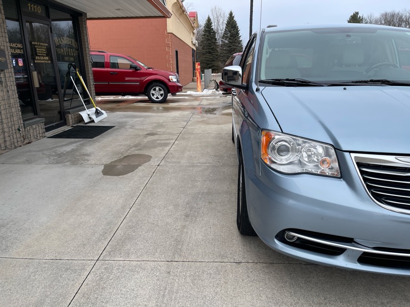 Chrysler Town & Country Limited 2013