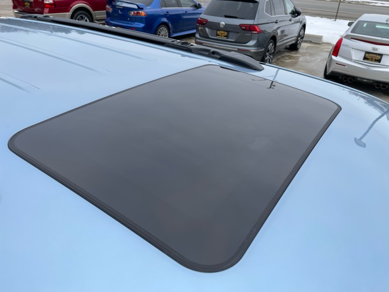 Chrysler Town & Country Limited 2013