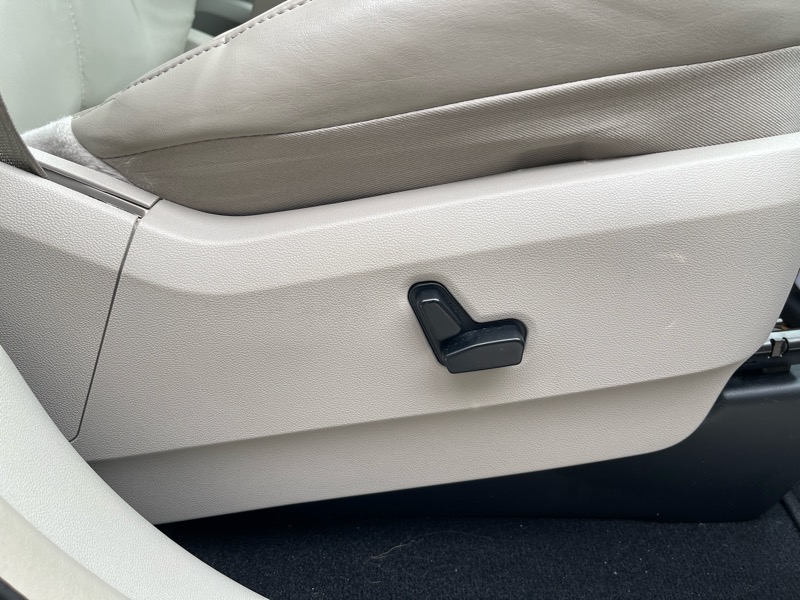 Chrysler Town & Country Limited 2013