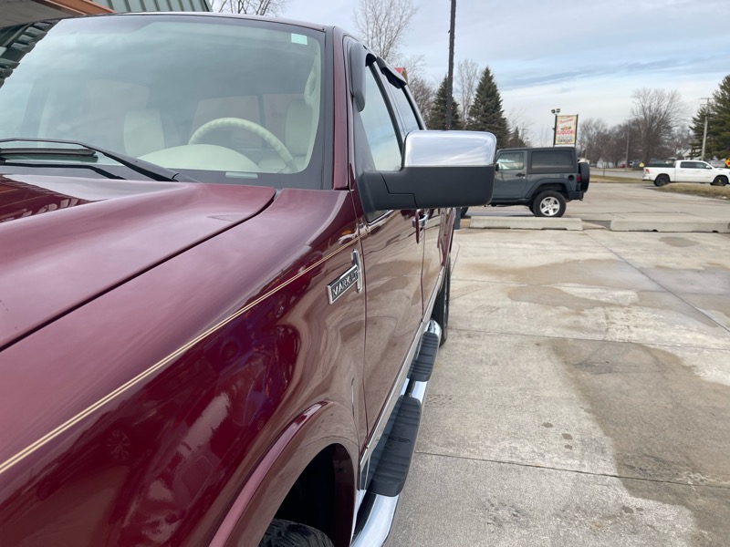Lincoln Mark LT 4WD 2006