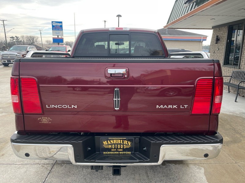 Lincoln Mark LT 4WD 2006