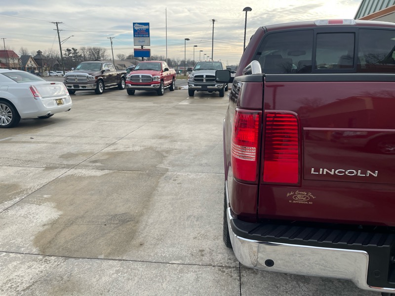Lincoln Mark LT 4WD 2006