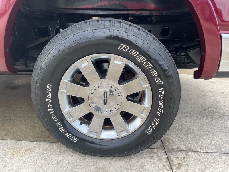 Lincoln Mark LT 4WD 2006