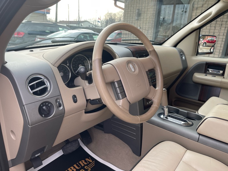 Lincoln Mark LT 4WD 2006