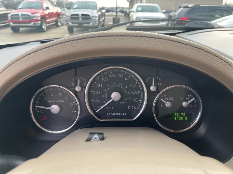 Lincoln Mark LT 4WD 2006