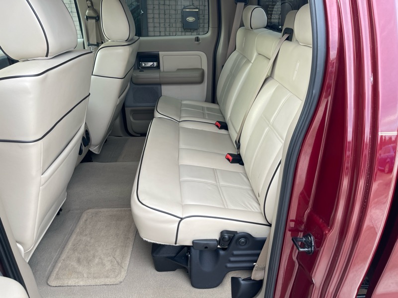 Lincoln Mark LT 4WD 2006