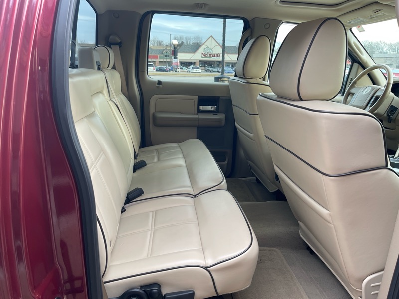 Lincoln Mark LT 4WD 2006