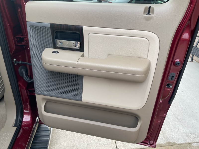 Lincoln Mark LT 4WD 2006