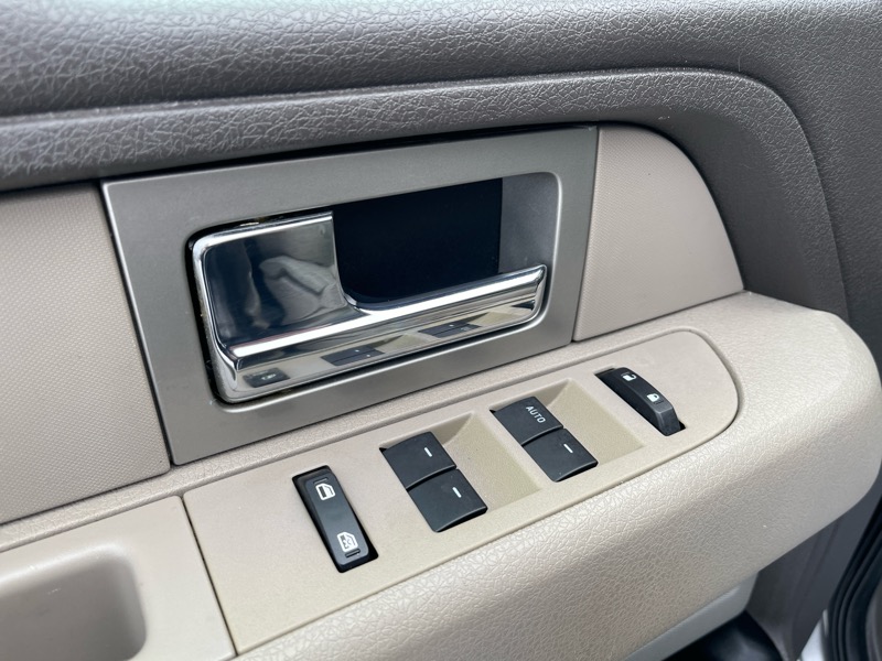 Ford F-150 XLT SuperCab 6.5-ft. Bed 4WD 2009