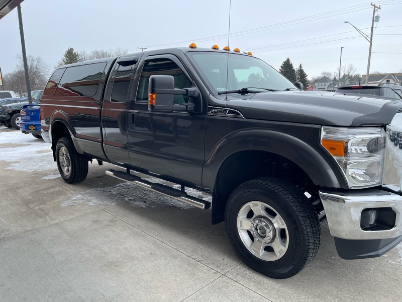 Ford F-250 SD XLT SuperCab Long Bed 4WD 2015