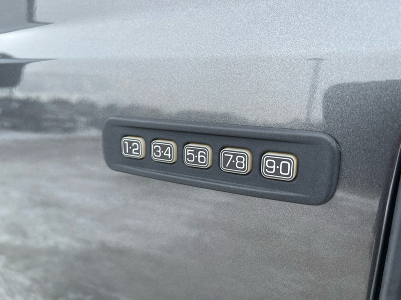 Ford F-250 SD XLT SuperCab Long Bed 4WD 2015