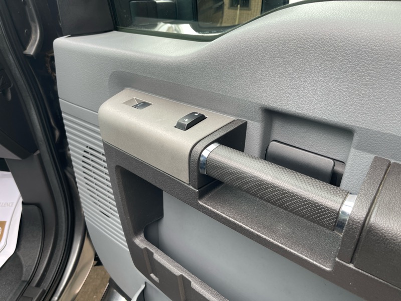 Ford F-250 SD XLT SuperCab Long Bed 4WD 2015