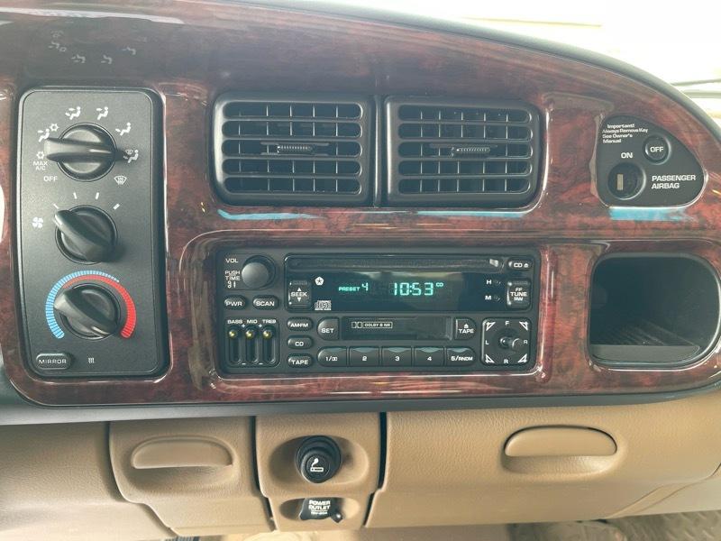 Dodge Ram 1500  1999