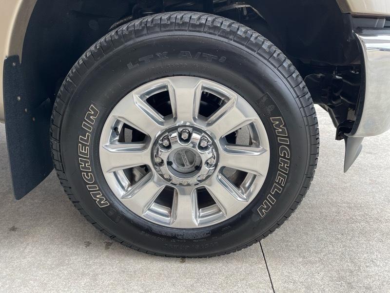 Ford F-250 SD Lariat SuperCab 4WD 2011