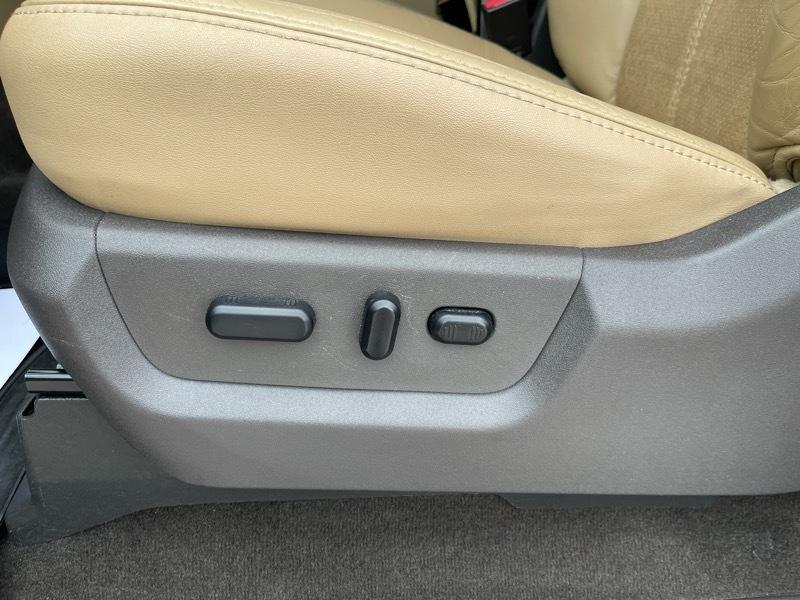 Ford F-250 SD Lariat SuperCab 4WD 2011