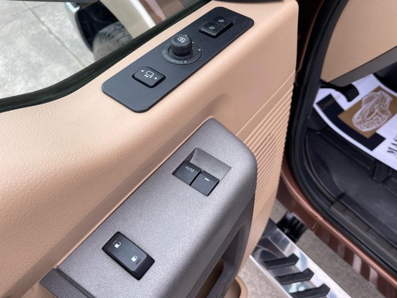 Ford F-250 SD Lariat SuperCab 4WD 2011