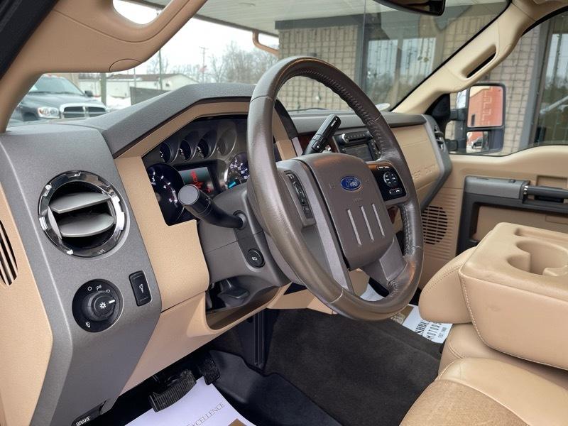 Ford F-250 SD Lariat SuperCab 4WD 2011