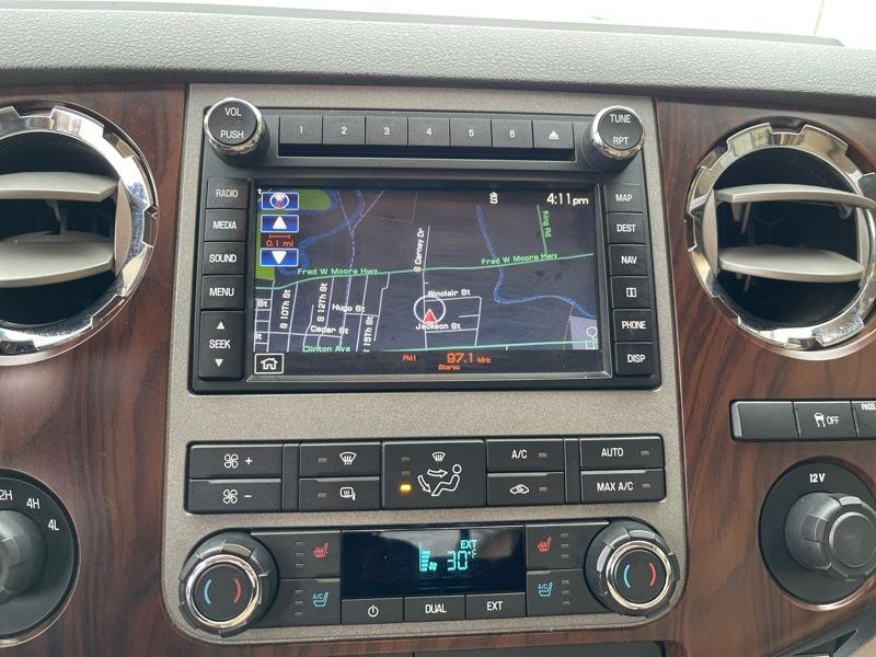 Ford F-250 SD Lariat SuperCab 4WD 2011