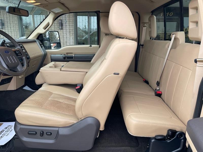 Ford F-250 SD Lariat SuperCab 4WD 2011