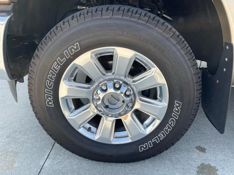 Ford F-250 SD Lariat SuperCab 4WD 2011