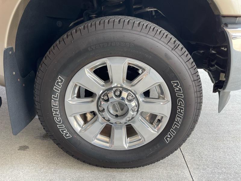 Ford F-250 SD Lariat SuperCab 4WD 2011