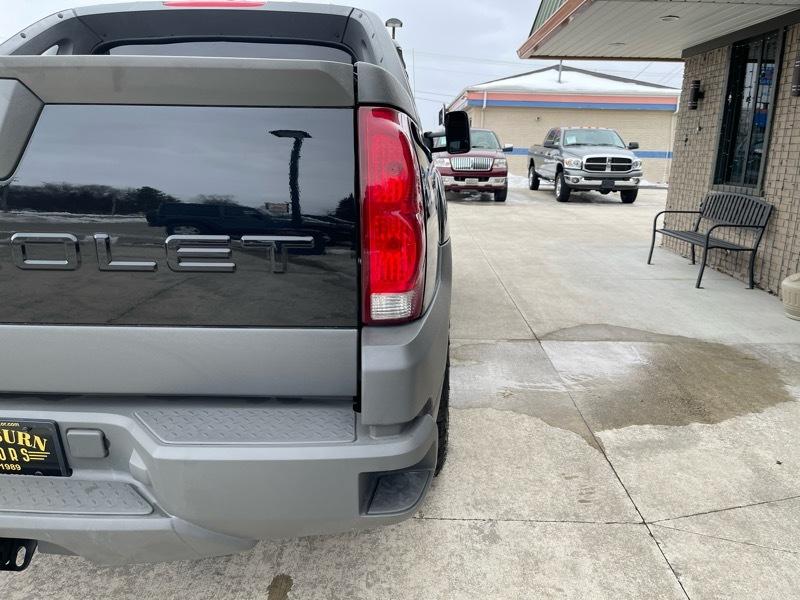 Chevrolet Avalanche 2500 4WD 2002