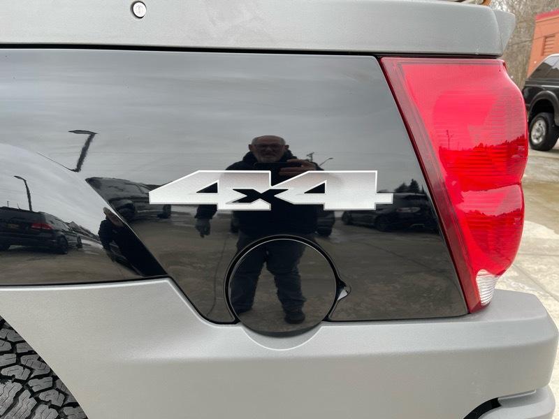 Chevrolet Avalanche 2500 4WD 2002