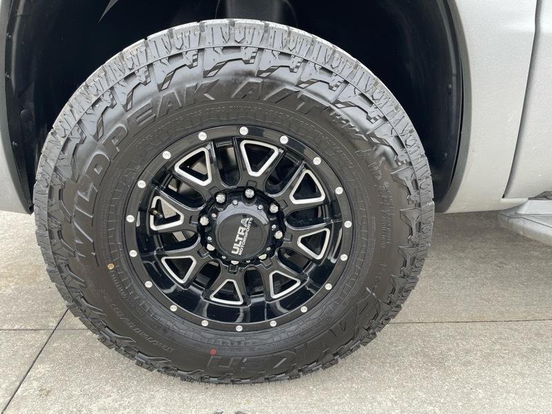 Chevrolet Avalanche 2500 4WD 2002