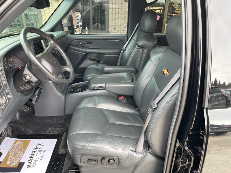 Chevrolet Avalanche 2500 4WD 2002