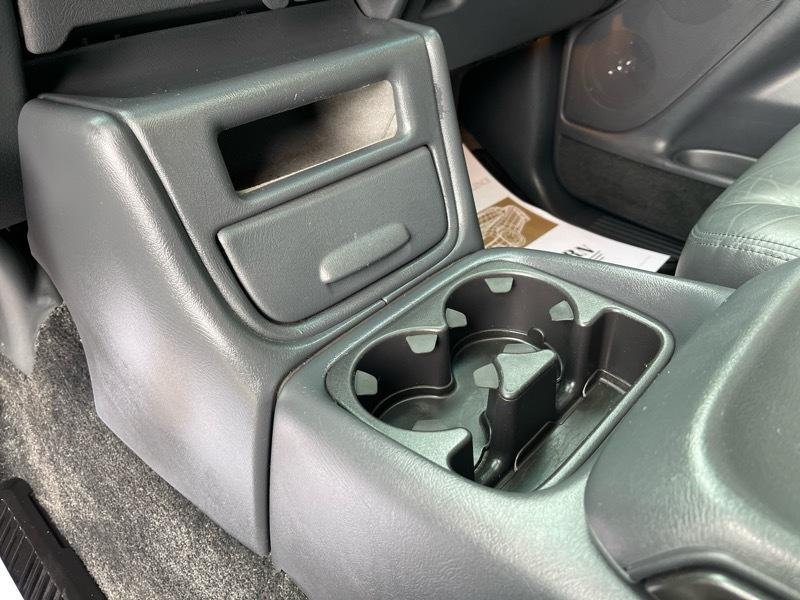 Chevrolet Avalanche 2500 4WD 2002