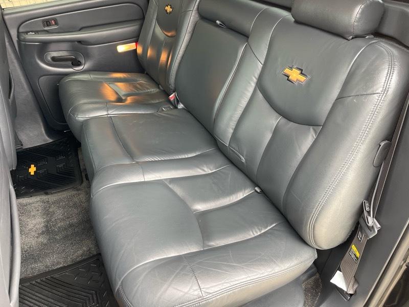 Chevrolet Avalanche 2500 4WD 2002