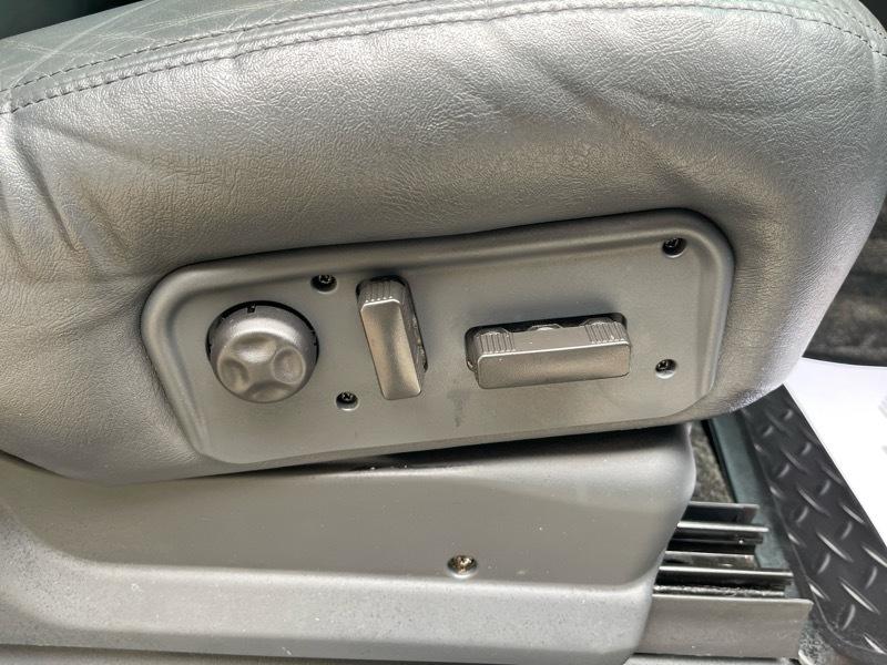 Chevrolet Avalanche 2500 4WD 2002