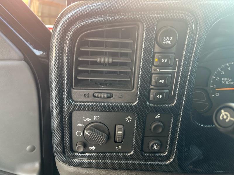 Chevrolet Silverado 1500 4dr Ext Cab 143.5" WB 4WD LT 2005