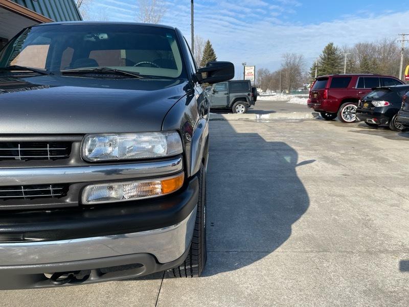 Chevrolet Silverado 2500 HD 4dr Ext Cab 157.5" WB C6P 4WD LS 2000
