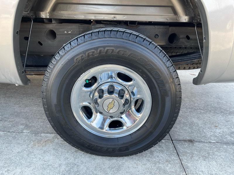 Chevrolet Silverado 2500 HD 4dr Ext Cab 157.5" WB C6P 4WD LS 2000